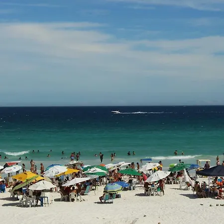 Apto confortável de 3 quartos-Cabo Frio-3